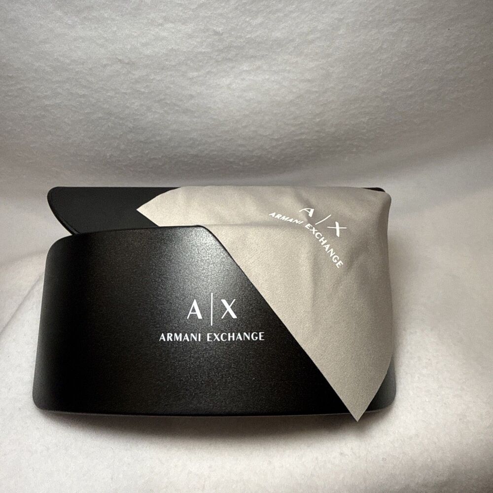 ARMANI IS THE EXCHANGE A/X BLACK HARD-SHELL CLAMSHELL SUNGLASSES GLASSES CASE